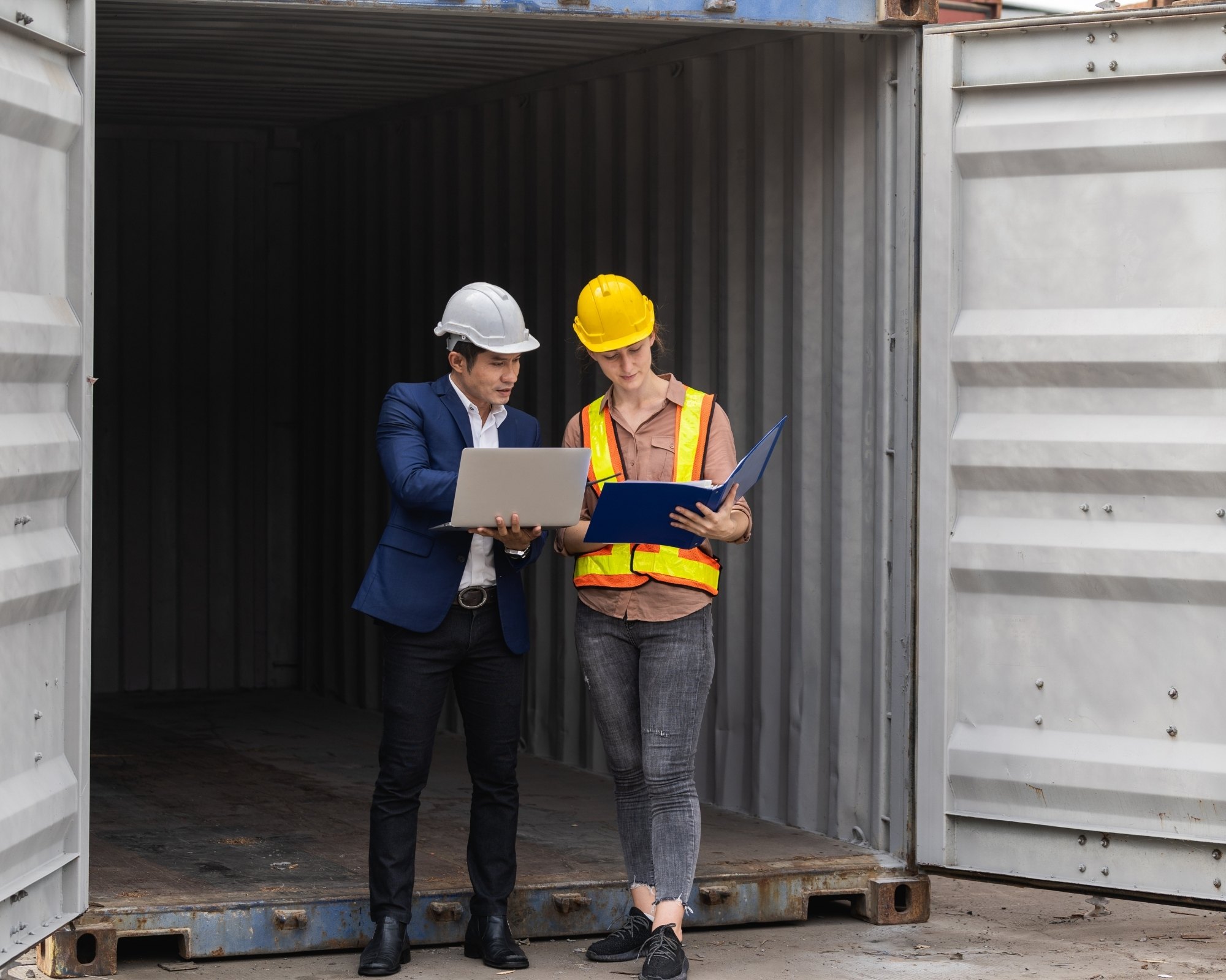 Customs clearance document coordination