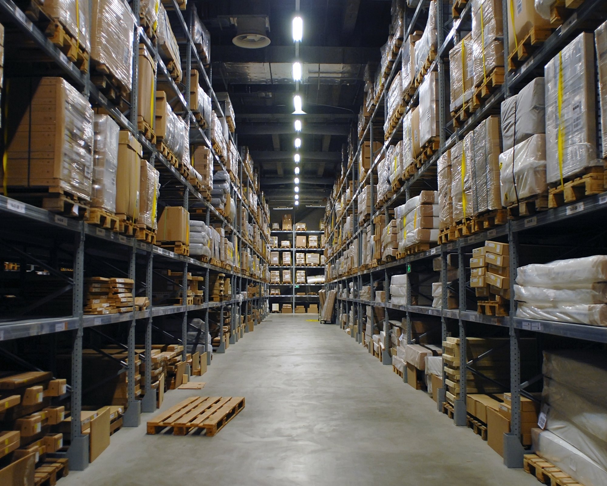 Warehouse inventory storage